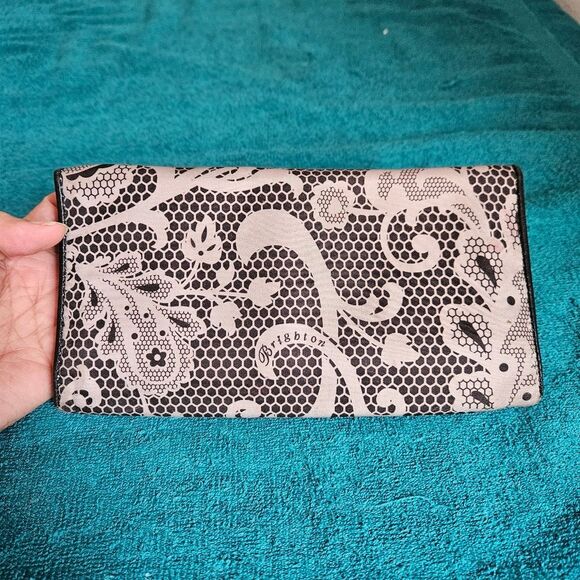 Brighton Trifold Long Wallet SALE! - Picture 4 of 11